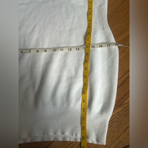 Express White Muscle Tee - Picture 4 of 4